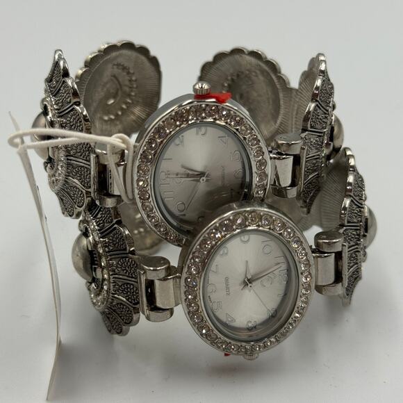 Charming Charlie Womens Bracelet Watch Lot Silver Tone Etched Needs Battery - Picture 8 of 8